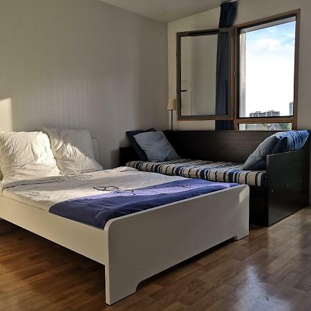 Studio lumineux 10 min à La Défense Rueil-Malmaison Extérieur photo